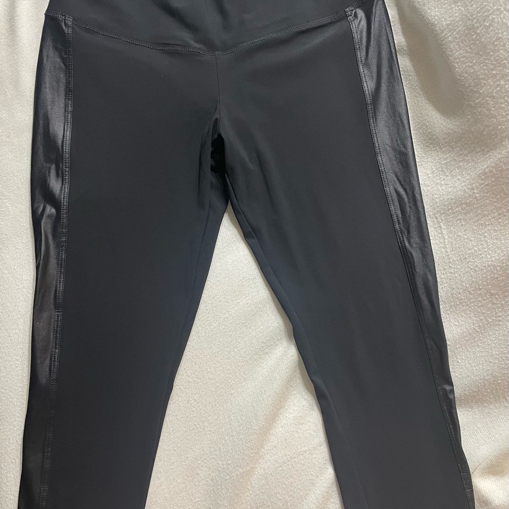 BLACK ACTIVEWEAR FITNESS PANTS,